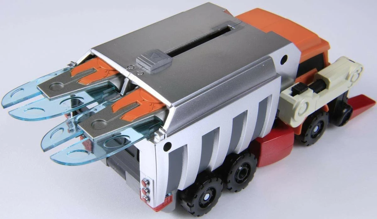 Hasbro Transformers Japanese Animated TA-32 Wreck Gar Action Figure 5 Hasbro Transformers Japanese Animated TA-32 Wreck Gar Action Figure - Image 3