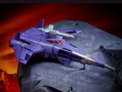 Hasbro Transformers Generations War For Cybertron: Kingdom Voyager Cyclonus Action Figure WFC-K9 16 Hasbro Transformers Generations War For Cybertron: Kingdom Voyager Cyclonus Action Figure WFC-K9 -Cheap Hasbro || GOOD SMILE COMPANY Store 5010993767014c