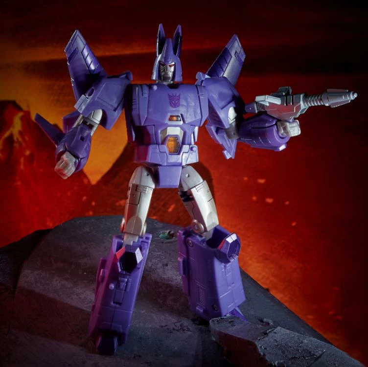 Hasbro Transformers Generations War For Cybertron: Kingdom Voyager Cyclonus Action Figure WFC-K9 6 Hasbro Transformers Generations War For Cybertron: Kingdom Voyager Cyclonus Action Figure WFC-K9 - Image 4