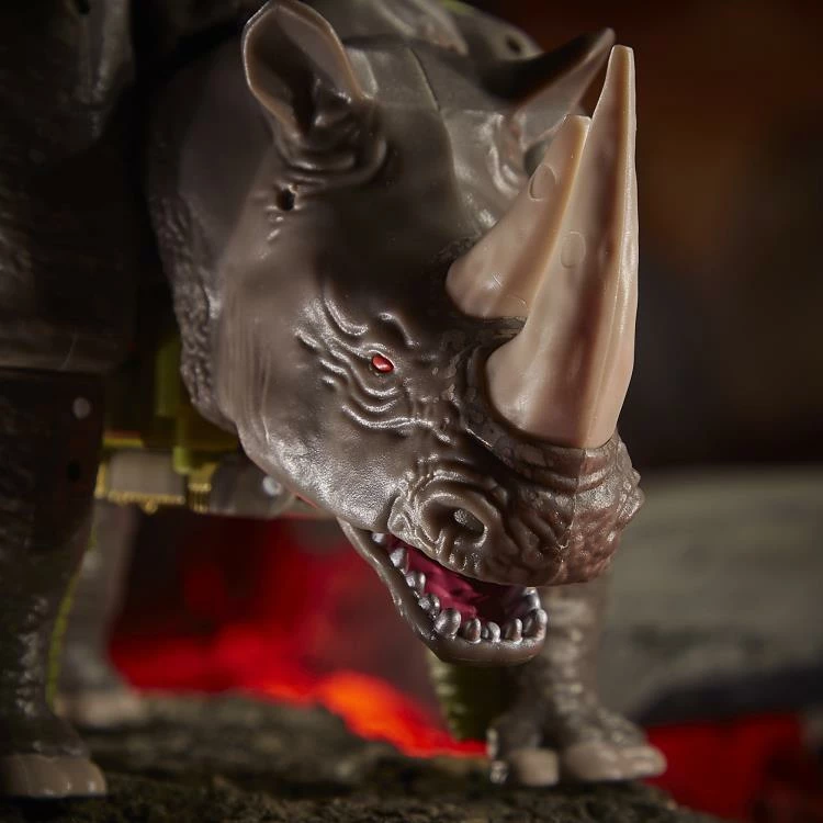 Hasbro Transformers Generations War For Cybertron: Kingdom Voyager Rhinox Action Figure WFC-K27 6 Hasbro Transformers Generations War For Cybertron: Kingdom Voyager Rhinox Action Figure WFC-K27 - Image 4