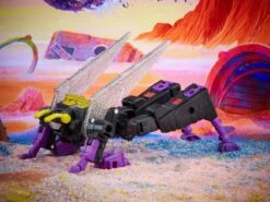 Hasbro Transformers Generations Legacy Deluxe Class Kickback Action Figure 12 Hasbro Transformers Generations Legacy Deluxe Class Kickback Action Figure -Cheap Hasbro || GOOD SMILE COMPANY Store 5010993974849e d328b334 a831 4a4e a4a2 558ed4a3aec8