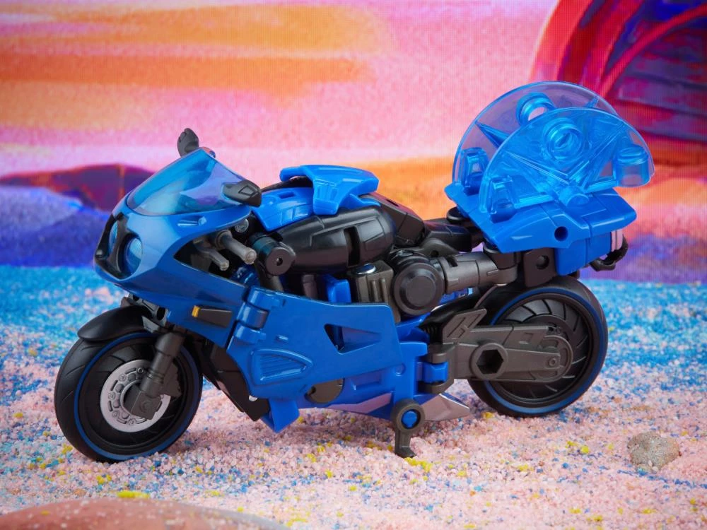 Hasbro Transformers Generations Legacy Deluxe Class Prime Universe Arcee Action Figure 8 Hasbro Transformers Generations Legacy Deluxe Class Prime Universe Arcee Action Figure - Image 6