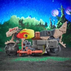 Hasbro Transformers Generations Legacy Evolution Deluxe Class Crashbar Action Figure 11 Hasbro Transformers Generations Legacy Evolution Deluxe Class Crashbar Action Figure -Cheap Hasbro || GOOD SMILE COMPANY Store 5010994202262e