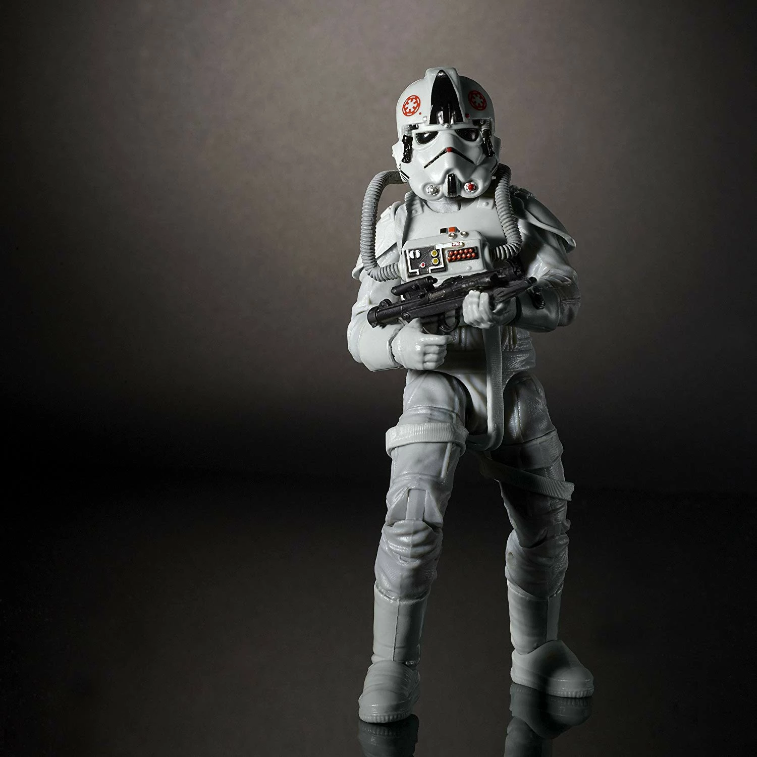 Hasbro Star Wars The Black Series #31 AT-AT Pilot 6 Inch Action Figure 5 Hasbro Star Wars The Black Series #31 AT-AT Pilot 6 Inch Action Figure - Image 3