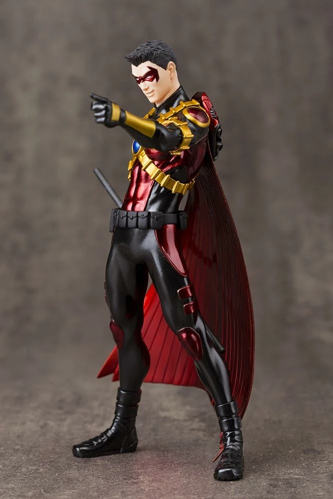 Kotobukiya DC Comics New 52 Red Robin Artfx+ Statue 4 Kotobukiya DC Comics New 52 Red Robin Artfx+ Statue - Image 2