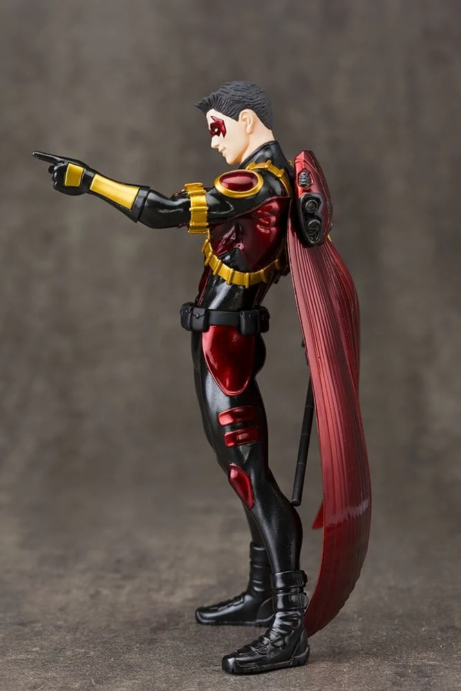 Kotobukiya DC Comics New 52 Red Robin Artfx+ Statue 5 Kotobukiya DC Comics New 52 Red Robin Artfx+ Statue - Image 3